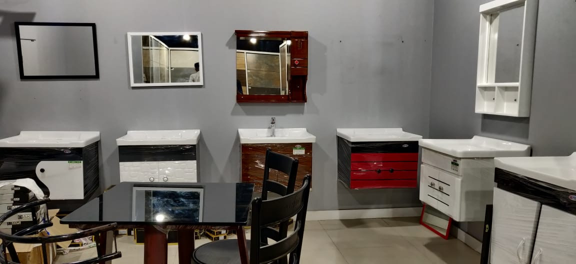 NOBLE TILES NADUVILANGADI